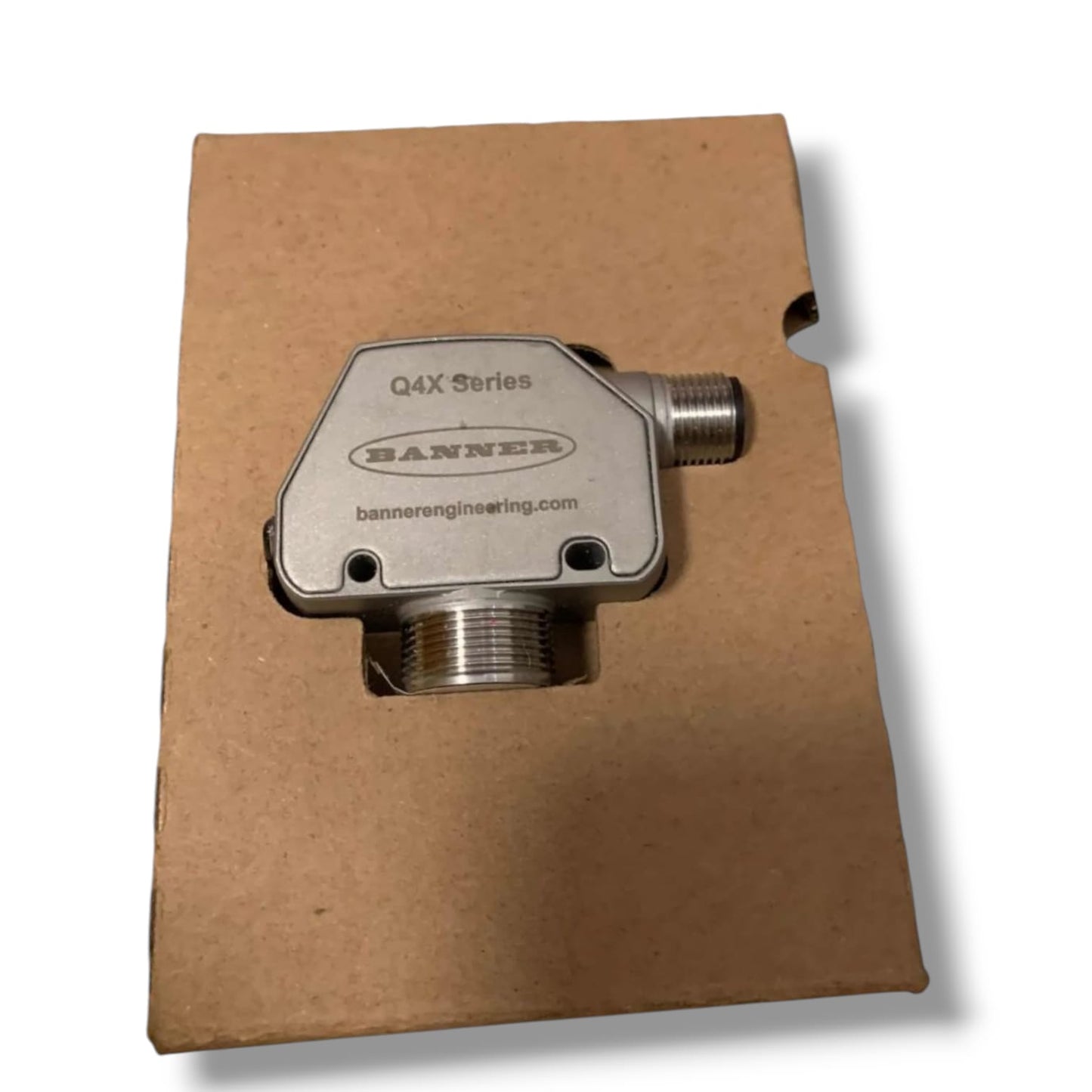 BANNER Q4XTKLAF600-Q8 SENSOR DE DISTANCIA LASER