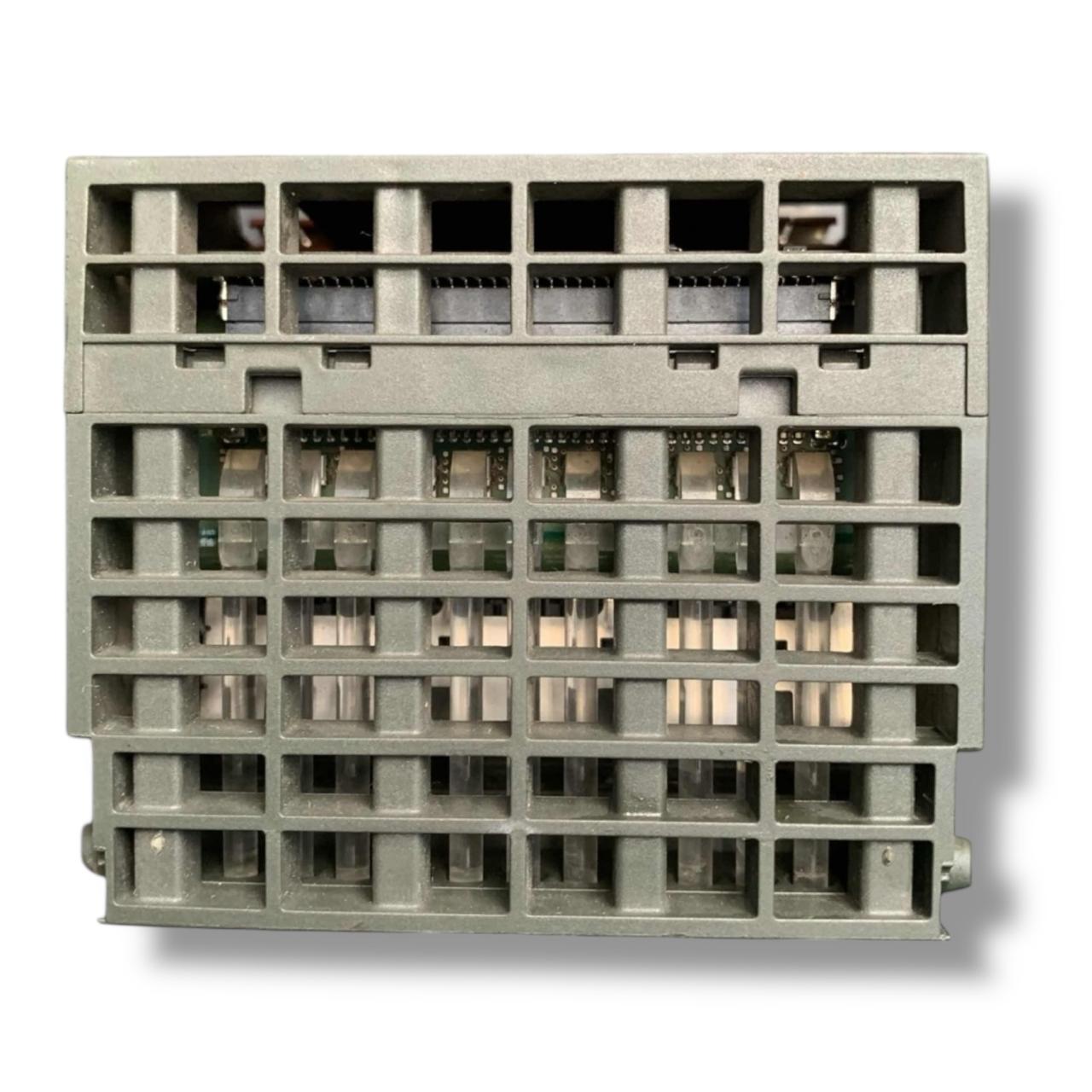 SIEMENS  6GK5 208-0BA00-2AF2 SWITCH GESTIONADO SIN TAPA