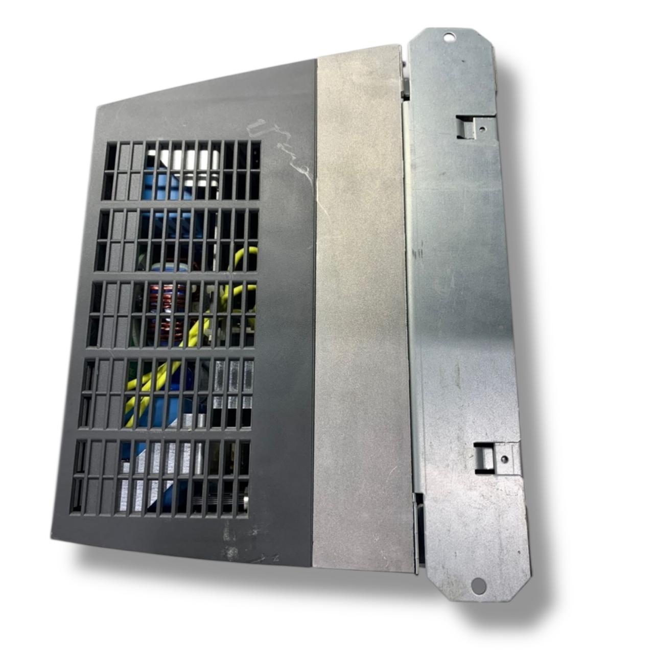 Siemens 6SL3210-1SE17-7AA0 Ver. E02 es un módulo de potencia PM340