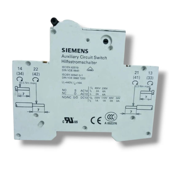 SIEMENS 5SY6110-7 MDB C10 + 5ST3010 INTERRUPTOR AUTOMATICO MODULAR CON DETALLE