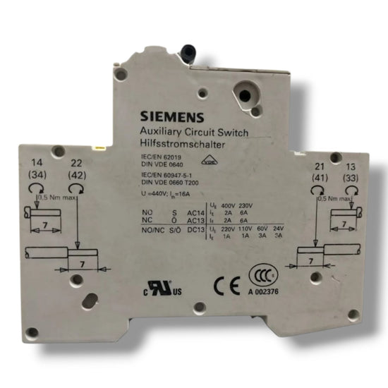 Siemens 5sy6106-7 Mcb C6 Con 5st3010 INTERRUPTOR AUTOMATICO CON DETALLE