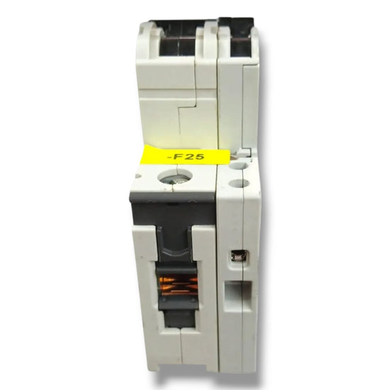 SIEMENS 5SY6101-7 MCB C1 y el 5ST3010 INTERRUPTOR AUTOMATICO