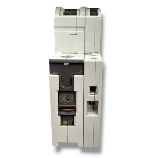 SIEMENS 5SY4106-8 MCB CON 5ST3010 INTERRUPTOR AUTOMATICO CON DETALLE