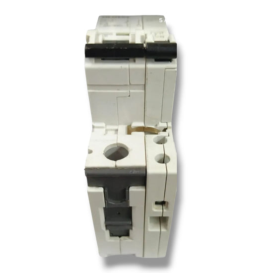 SIEMENS 5SY4103-7 CON 5ST3010 INTERRUPTOR MAGNETICO