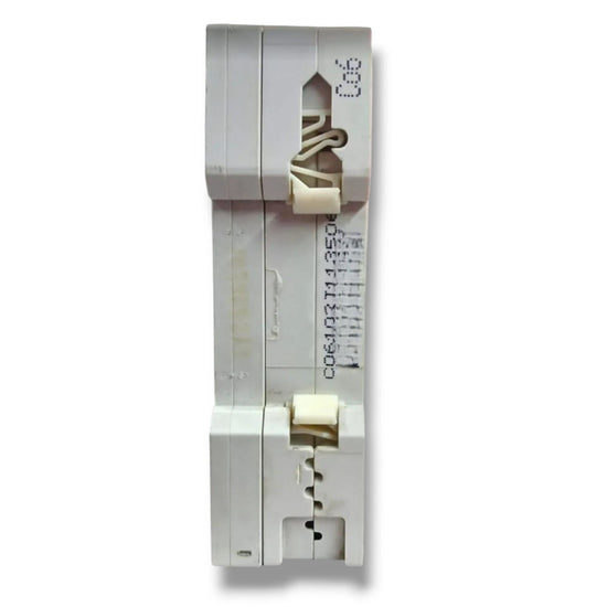 SIEMENS 5SY4106-7 MCB C6 con 5ST3010 INTERRUPTOR AUTOMATICO