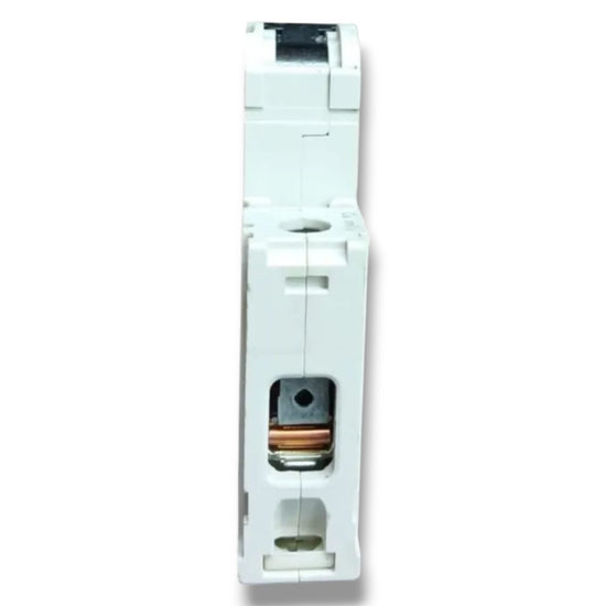 SIEMENS 5SJ4106‑8HG40 INTERRUOTOR AUTOMATICO