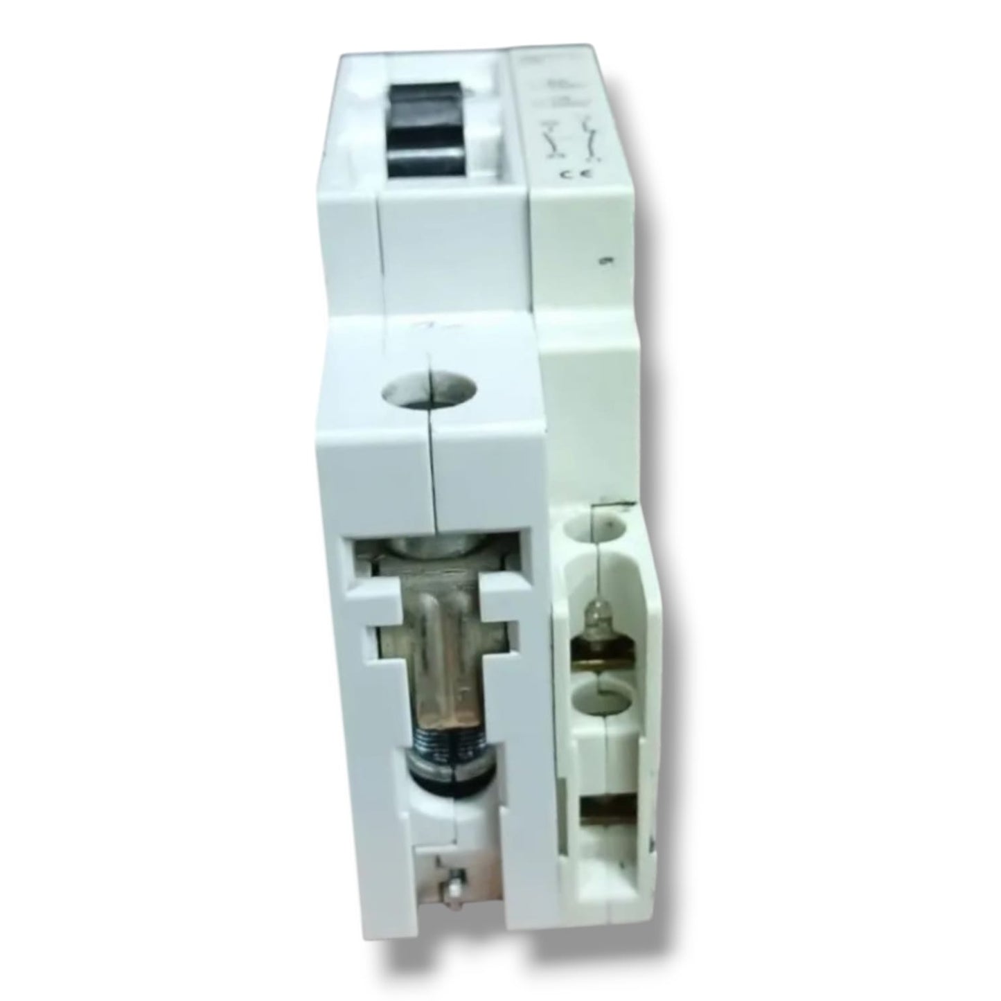 SIEMENS 5SX21 C2 CON 5SX9100 INTERRUPTOR AUTOMATICO CON DETALLE