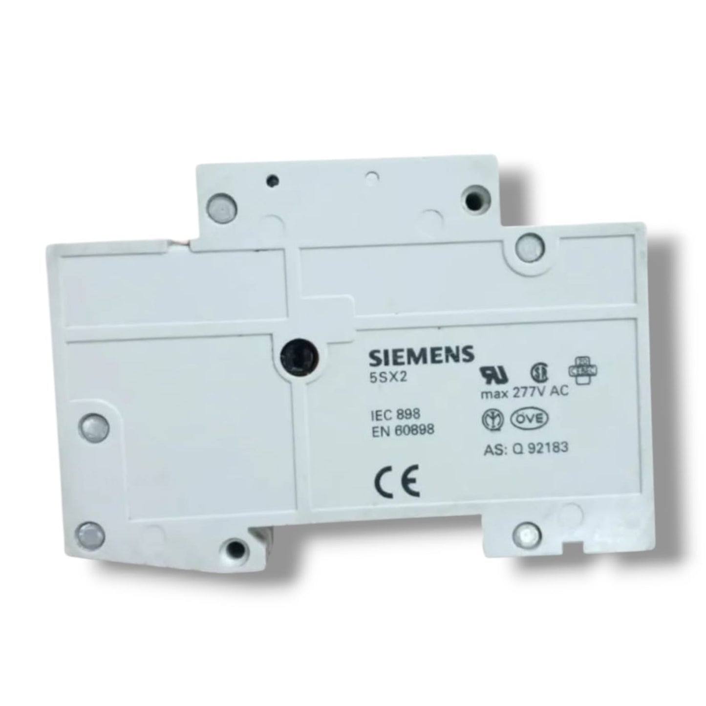 SIEMENS 5SX21 C2 CON 5SX9100 INTERRUPTOR AUTOMATICO CON DETALLE