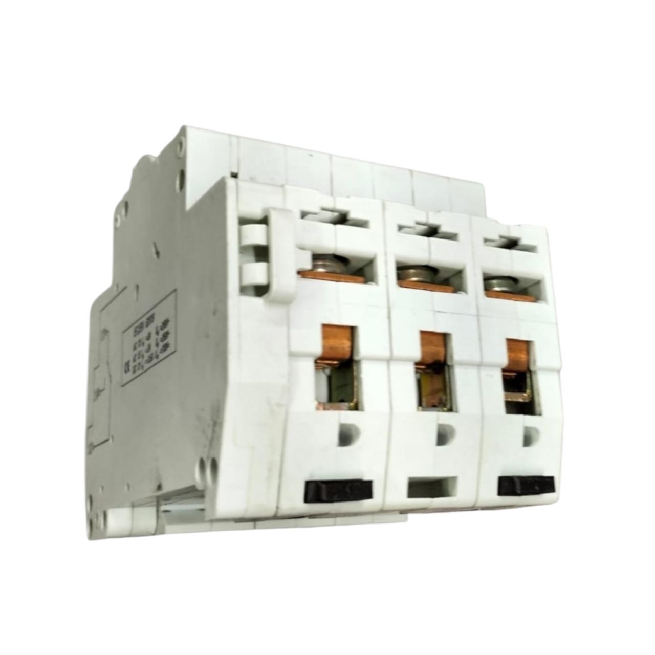 Moeller Faz-3 C16 + Faz-xhi001 Interruptor magnetotérmico