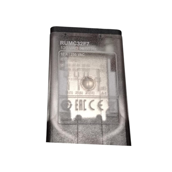 Schneider Electric Rumc32f7 Con Ruzc3m relé universal