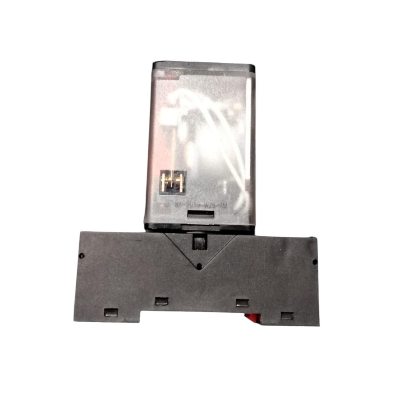 Schneider Electric Rumc32f7 Con Ruzc3m relé universal