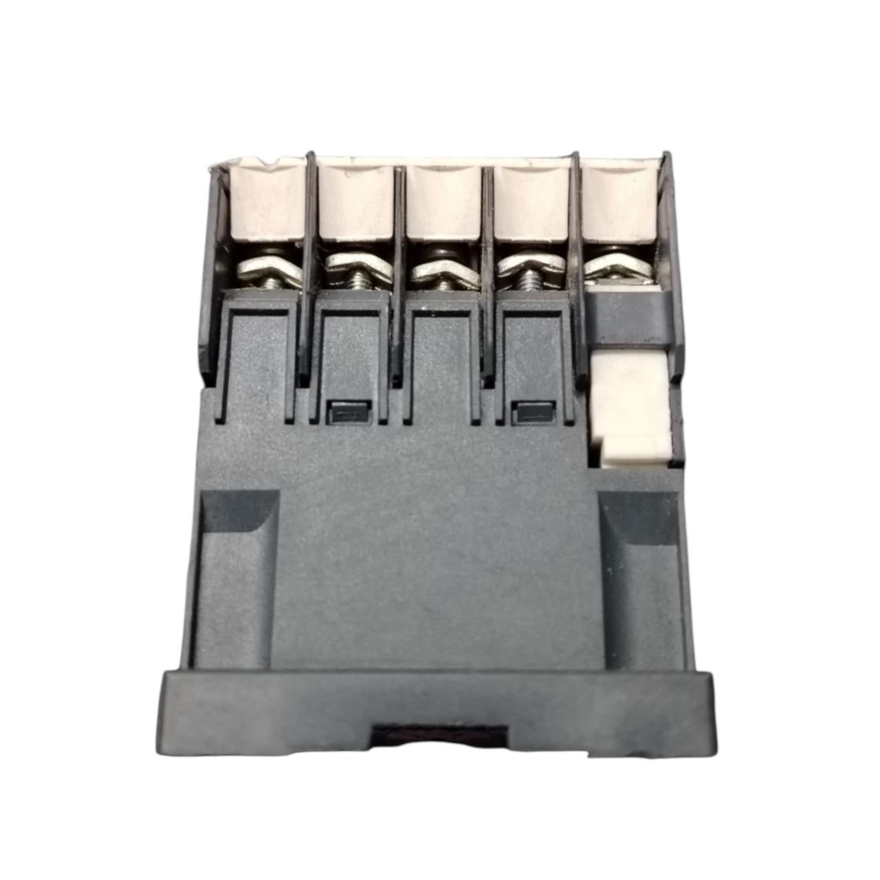 Schneider Electric Lc7k09 01m7 minicontactor trifásico