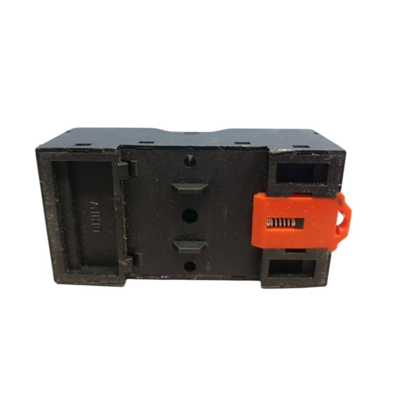 Schneider Electric Rumc31b7 Con Ruzc3m relé electromecánico