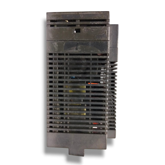 GE FANUC IC693PWR330C FUENTE DE ALIMENTACION  SIN TAPA