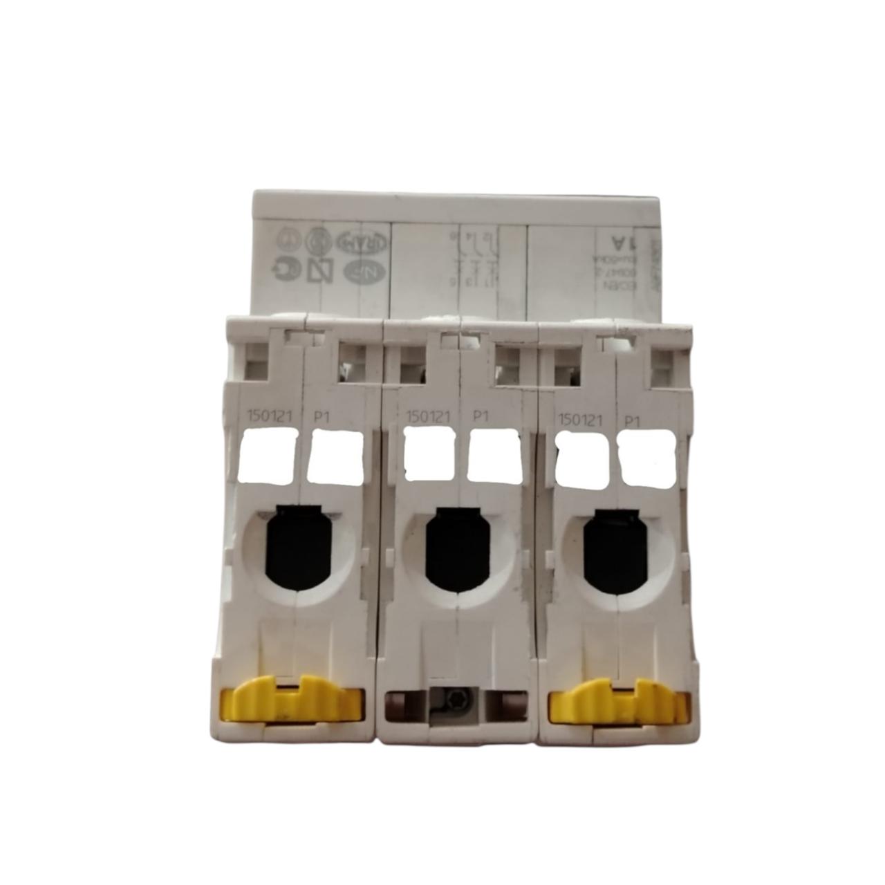 Schneider Electric Ic60n Iec/en 60898-1 interruptor automático