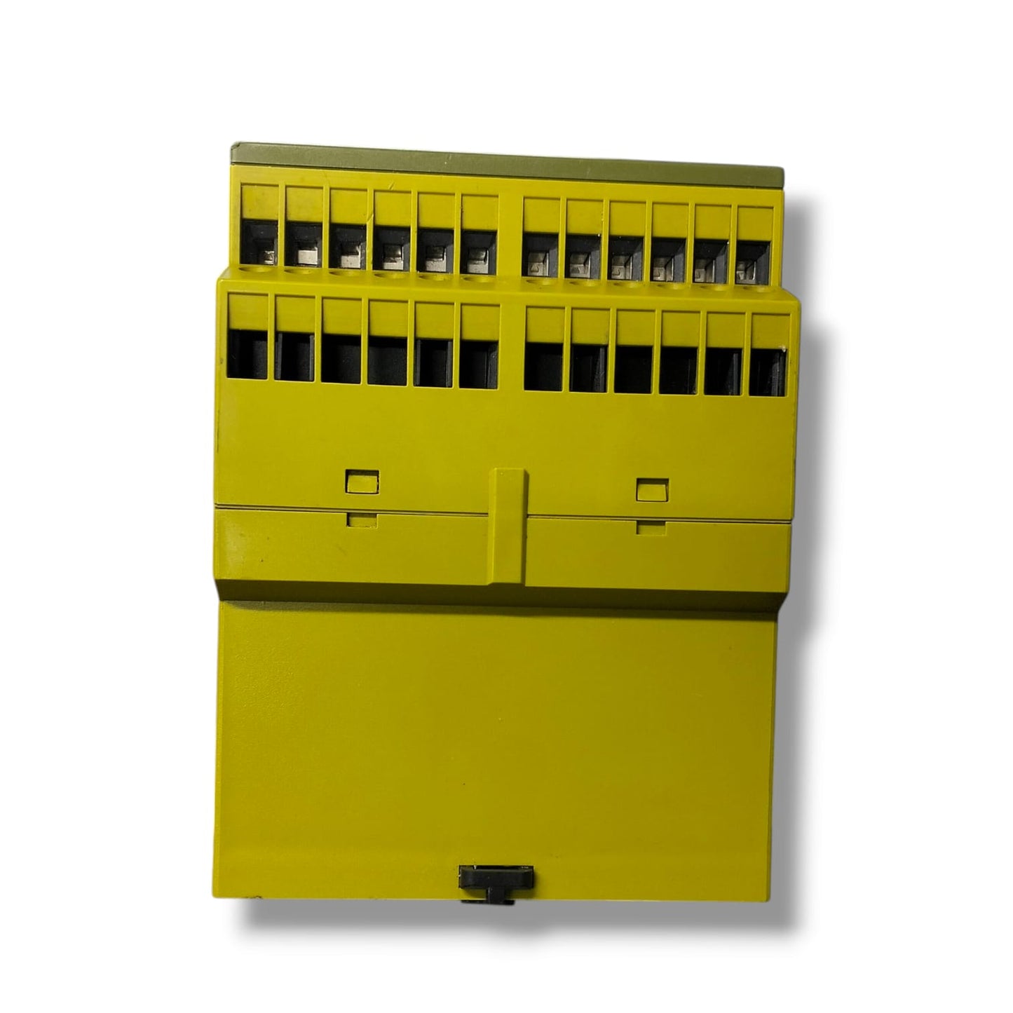 PILZ PST 4 24 V DC 6S40 RELE DE SEGURIDAD