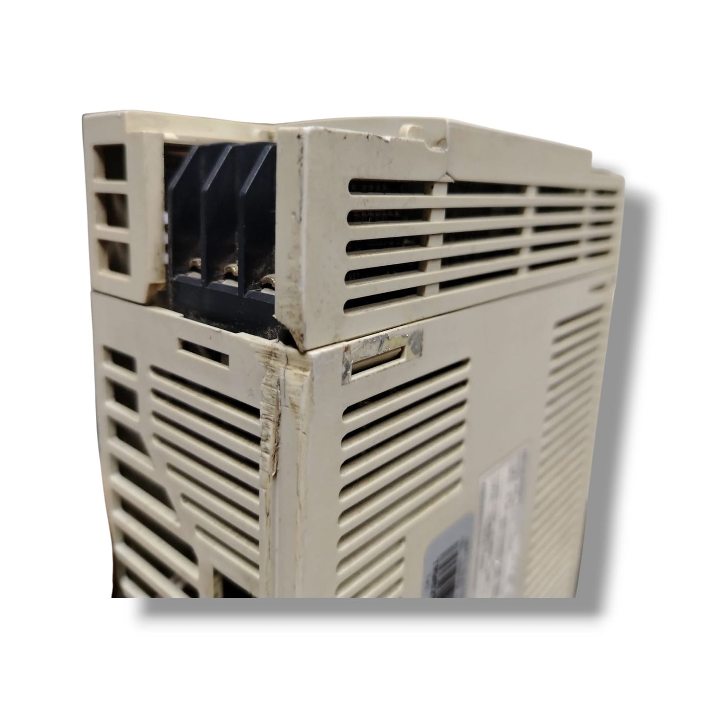 MITSUBISHI MR-J2S-100A FUENTE DE ALIMENTACIÓN CON DETALLE