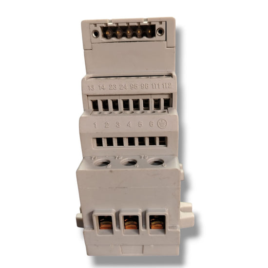 ALLEN BRADLEY 592-EC2BC SER A RELÉ