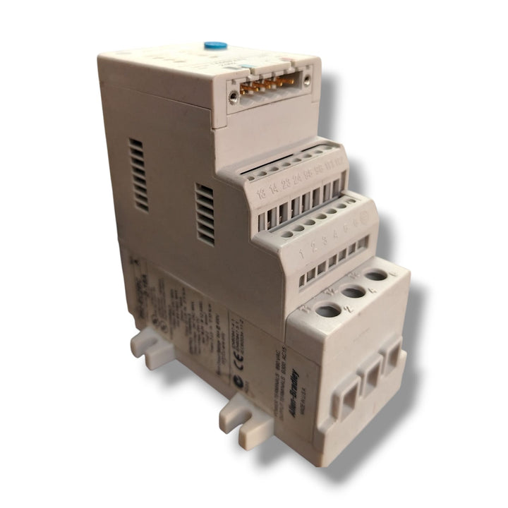 ALLEN BRADLEY 592-EC2BC SER A RELÉ