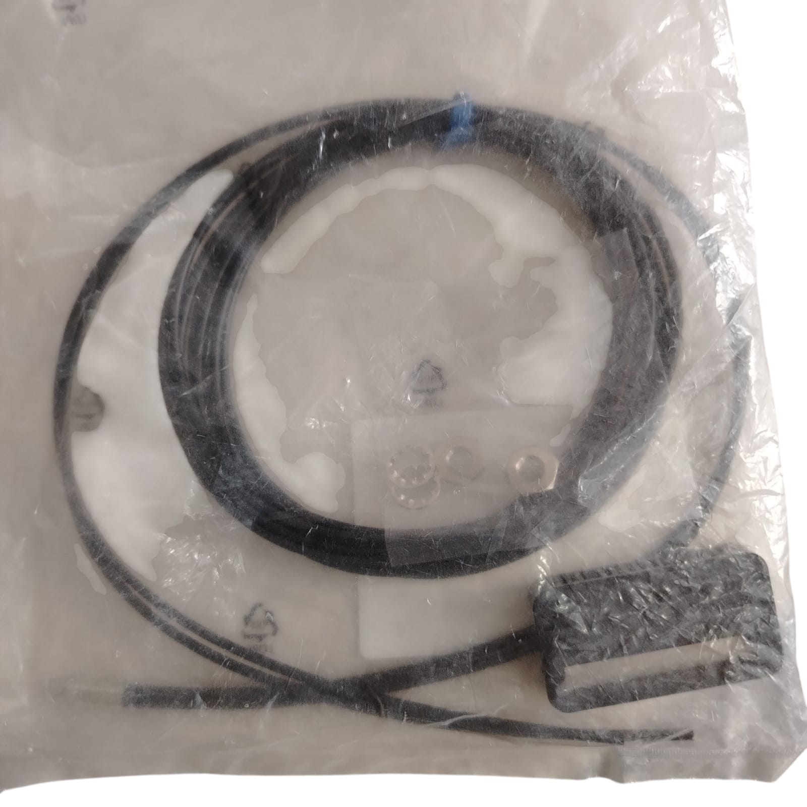 OMRON E32-DC200 SENSOR