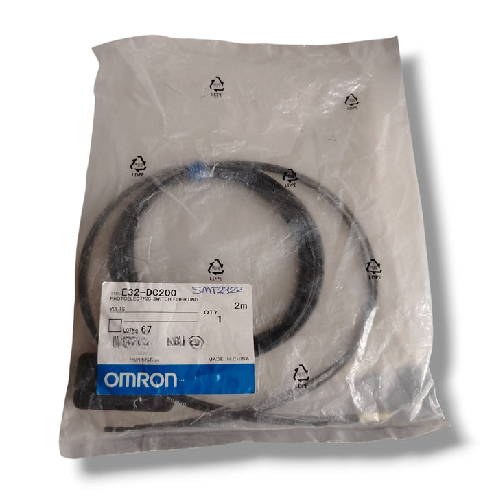 OMRON E32-DC200 SENSOR
