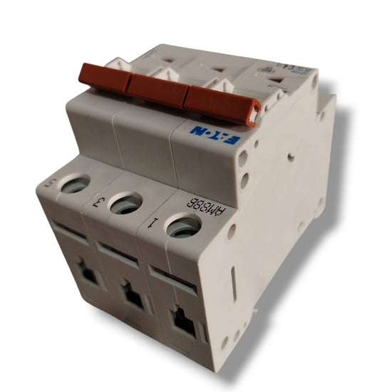 EATON PLS6-C4/3 MW termomagnetico 3 polos