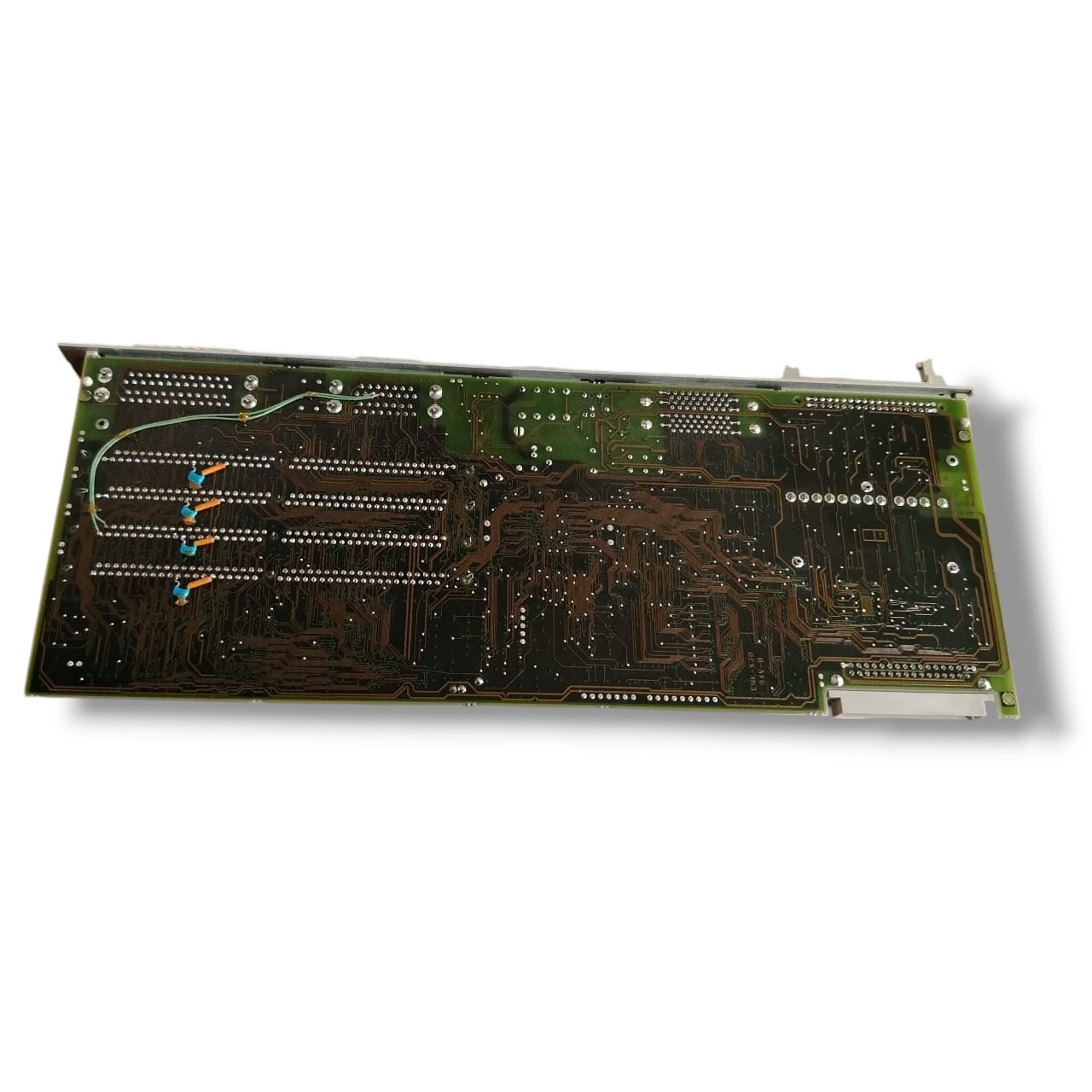 SIEMENS 6SN1118-0DH22-0AA0 LE FALTA 1 CONECTOR