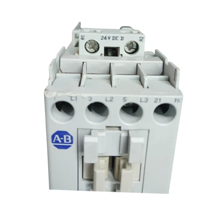 Allen Bradley 100-c23d*01 contactor trifásico