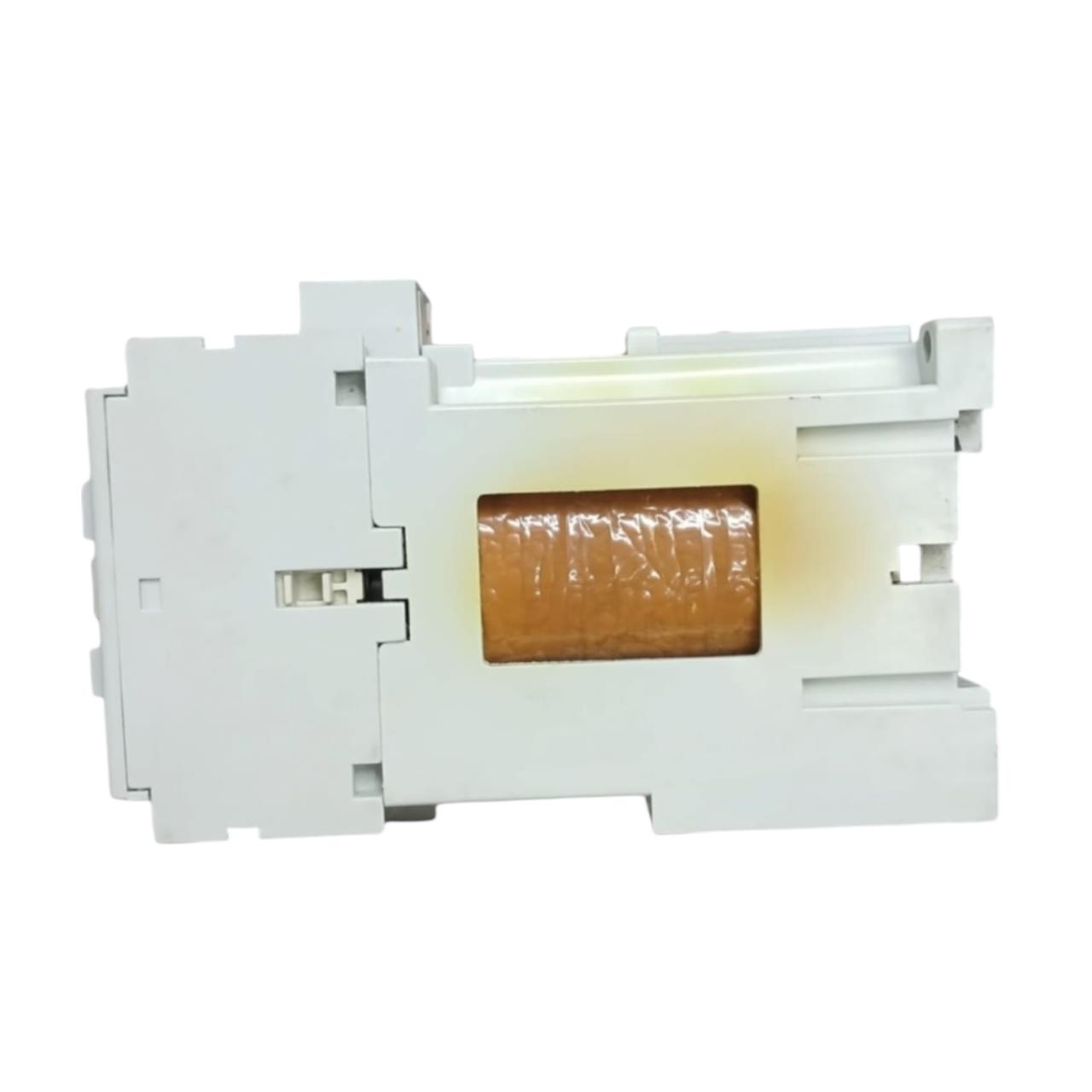 Allen Bradley 100-c23d*01 contactor trifásico