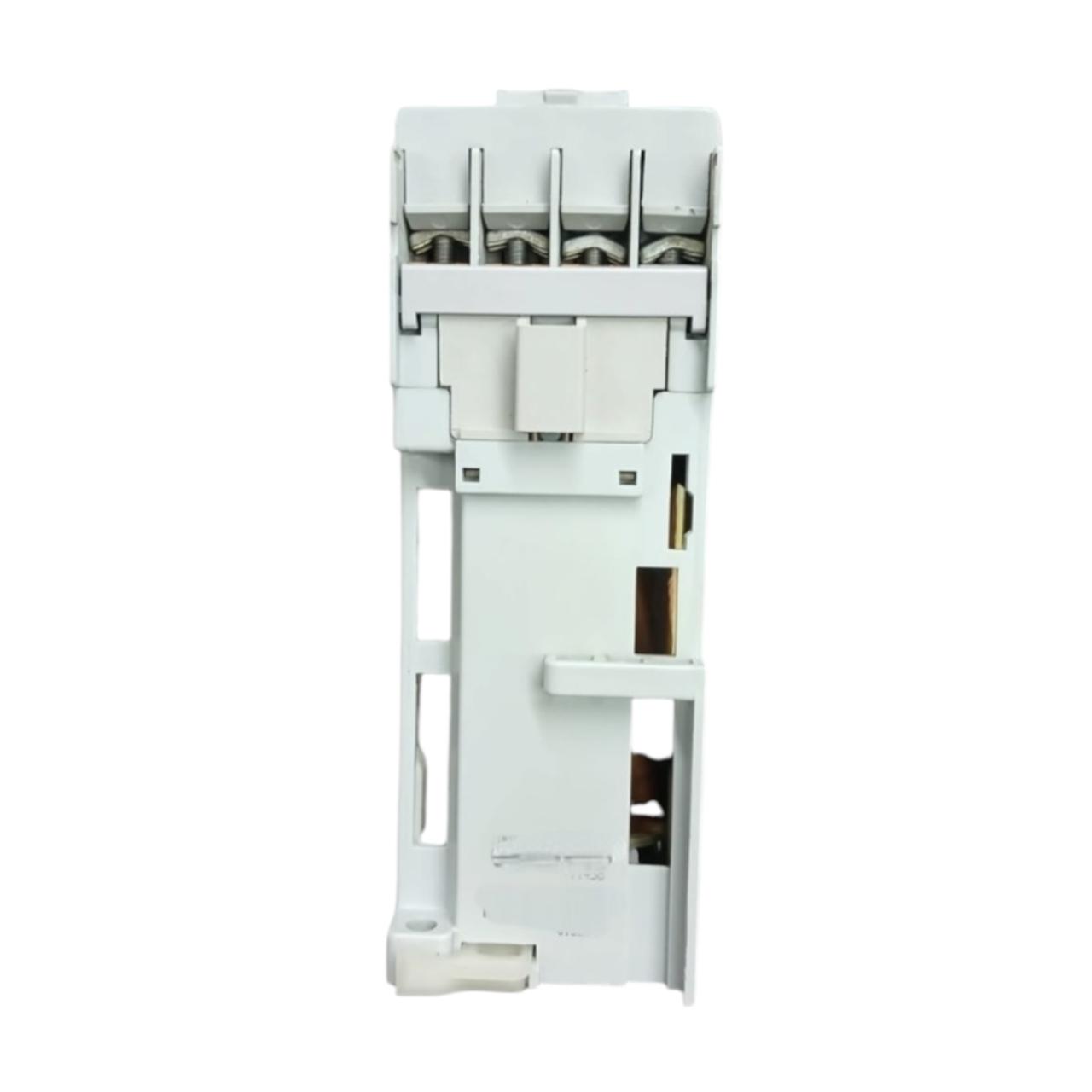 Allen Bradley 100-c23d*01 contactor trifásico