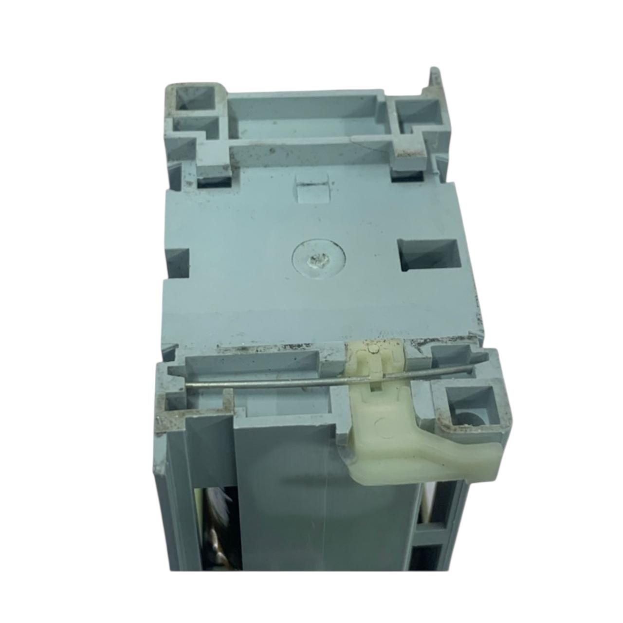 Allen Bradley 100-c37z*00 Ser C contactor trifásico IEC
