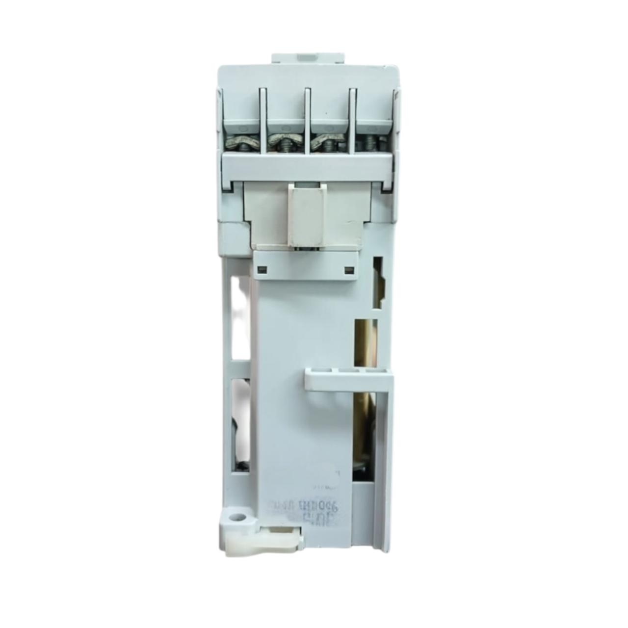 Allen Bradley 100-c23z*10 contactor trifásico IEC Ligero Detalle