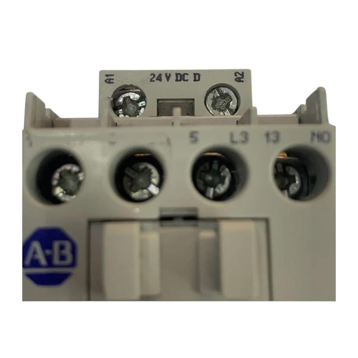 Allen Bradley 100-c16d*10 Ser B contactor monofásico