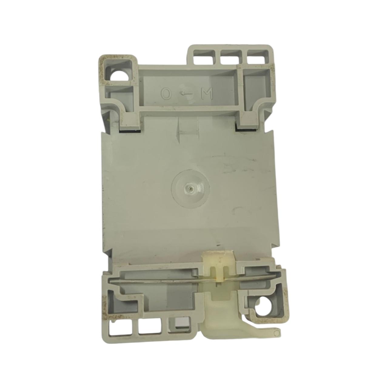 Allen Bradley 100-c16e*10 Ser B contactor trifásico