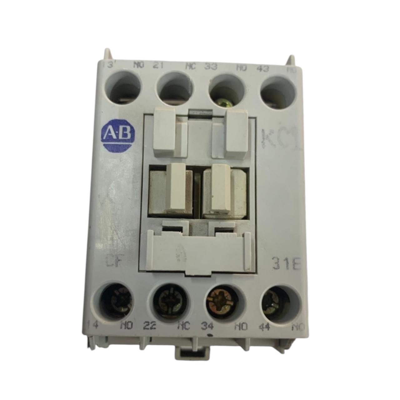 Allen Bradley 700-cf310z* Ser A relé de control industrial