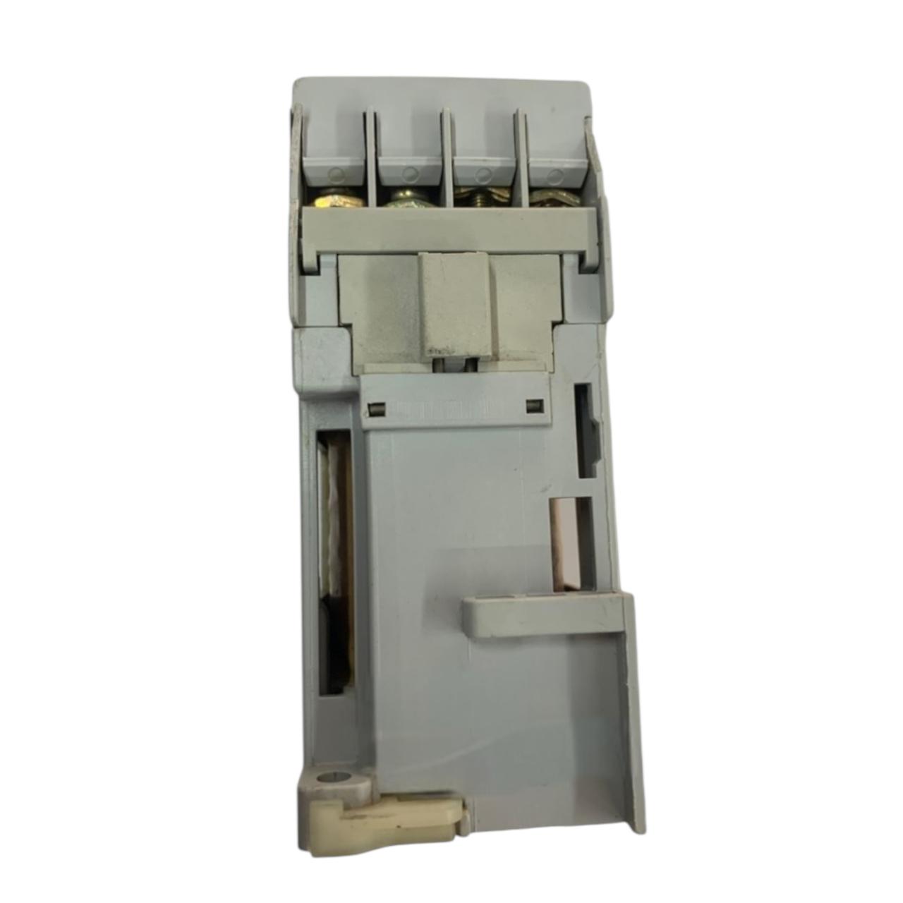 Allen Bradley 700-cf310z* Ser A relé de control industrial