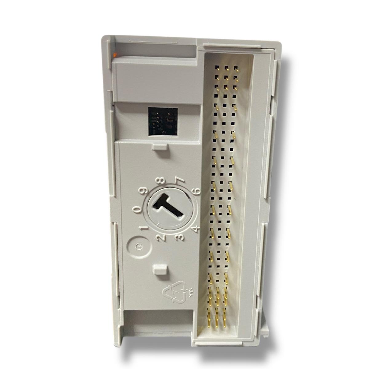 Allen Bradley 1794-0f8ih módulo de salida analógica