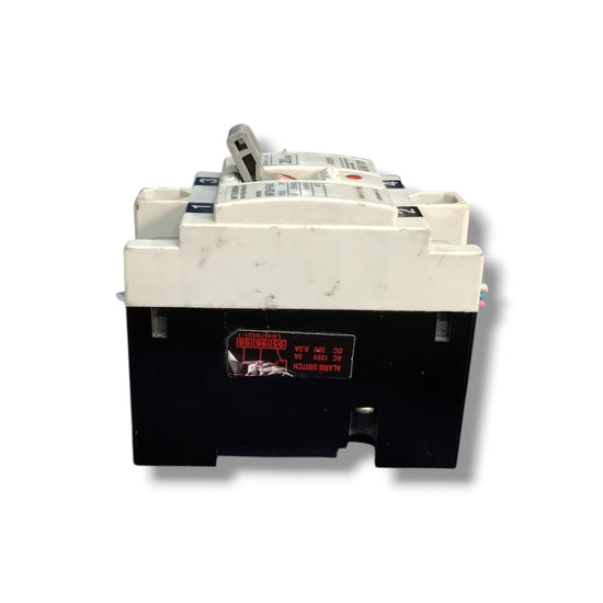 MITSUBISHI NF30-FAU INTERRUPTOR