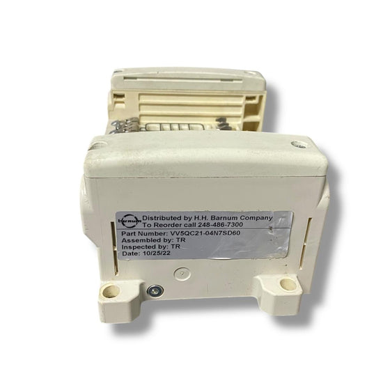Smc Vv5qc21 04n7sd60 manifold base tipo plug-in
