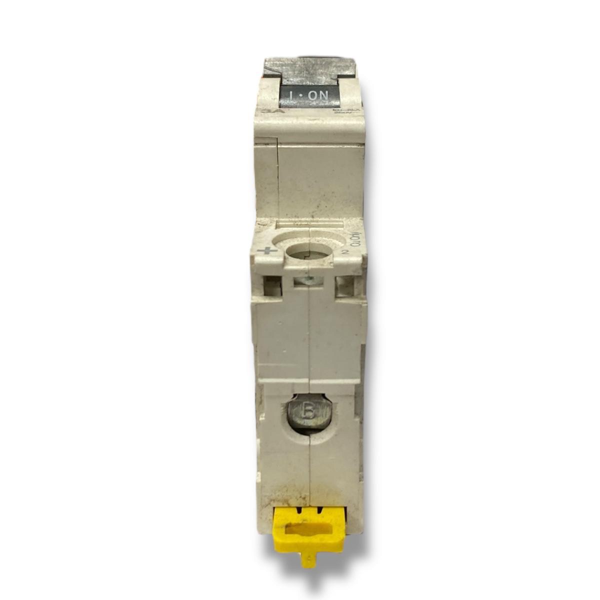 Schneider Electric C60h-dc C3a mini interruptor automático