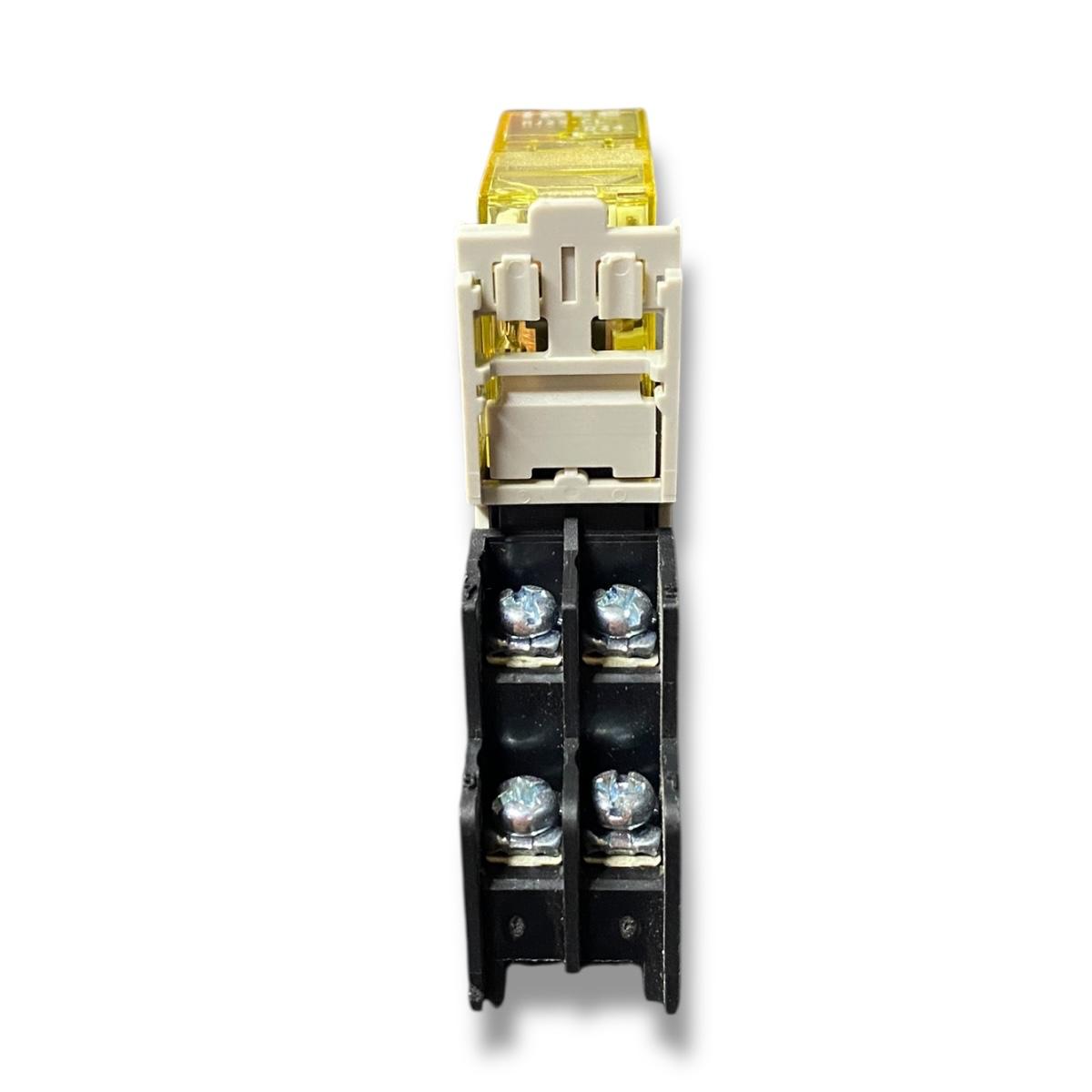 Idec Sj2s-05b+rj2s-cl-d24 relé general