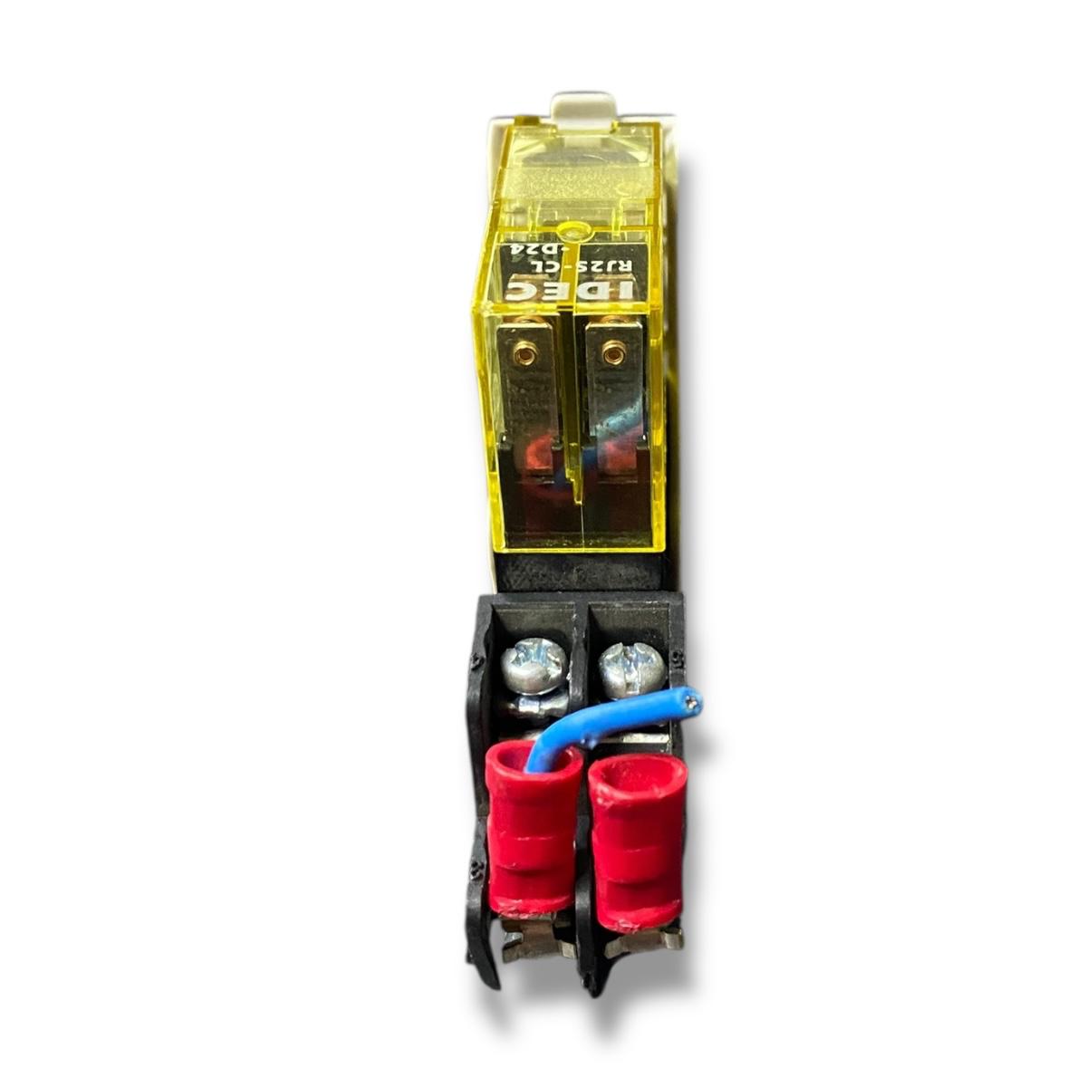 Idec Sj2s-05b+rj2s-cl-d24 relé general