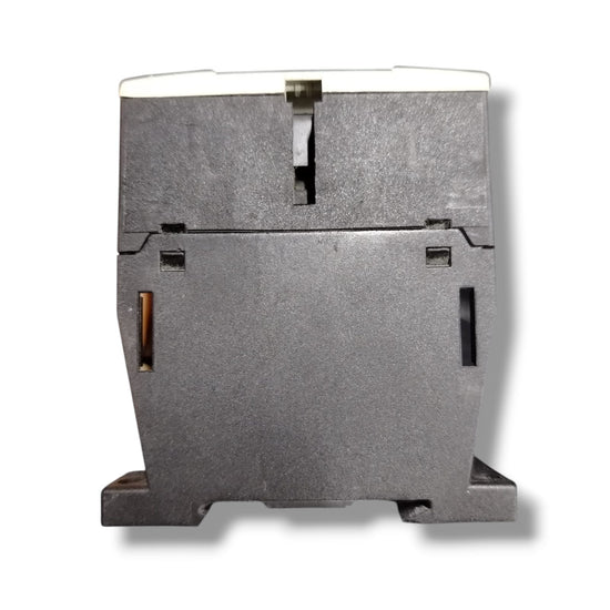 MOELLER DIL M(C)12 CONTACTOR TRIFASICO