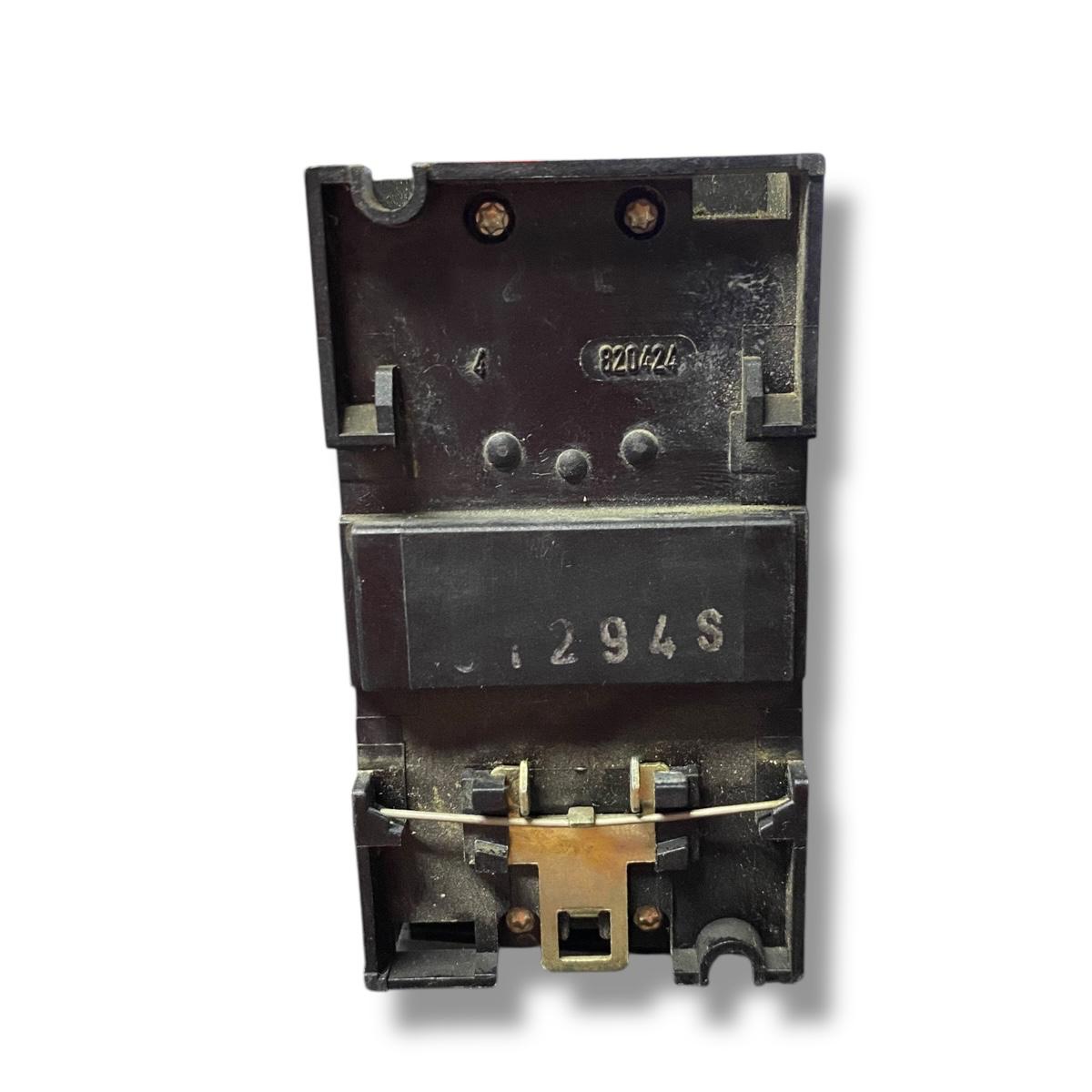 General Electric Lr12530 interruptor automático