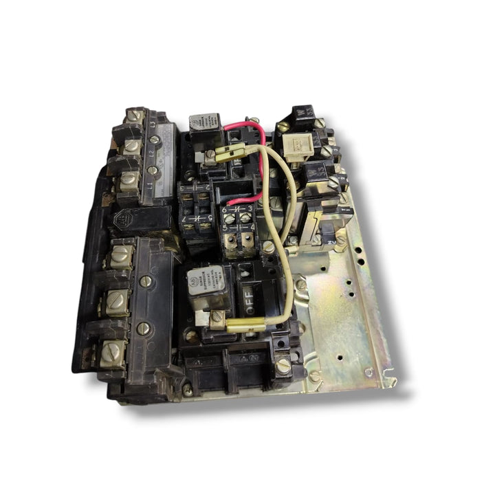 ALLEN BRADLEY SIZE 0-1 SERVOMOTOR