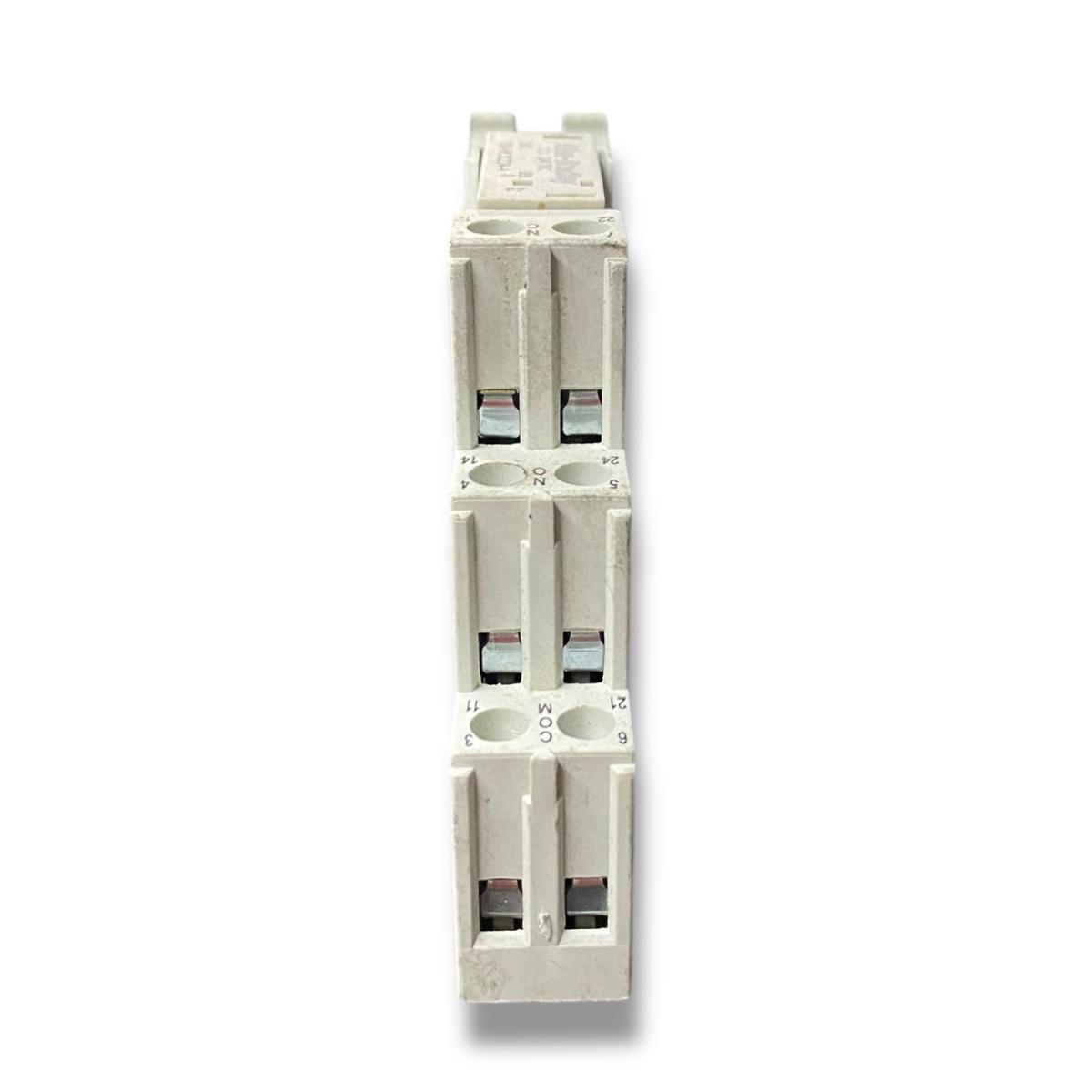 Allen Bradley 700 Hk32z24 4+700 Hn222 relé