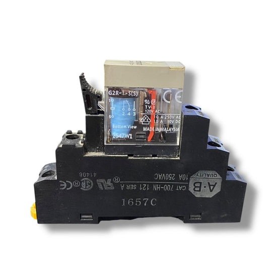 Allen Bradley 700-hn 121+g2r-1-s relé montado sobre su base