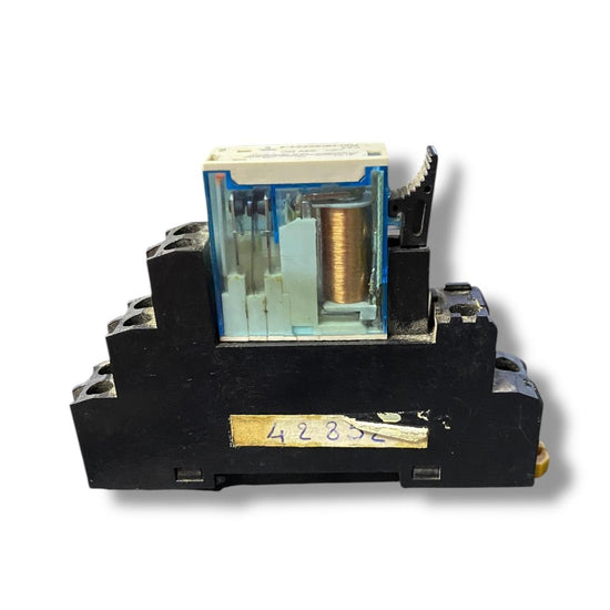 Allen Bradley 700-hn122+700-hk32z24-4 socket