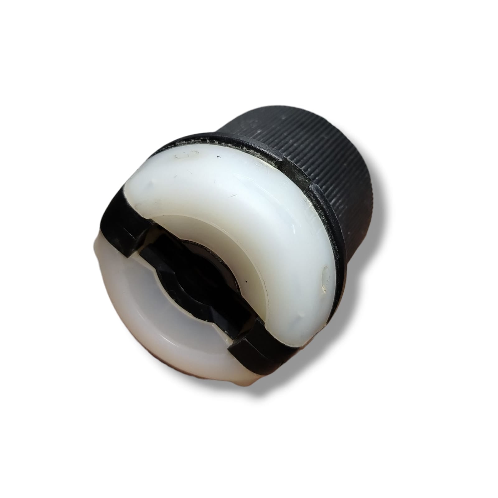 HBL2731 ENCHUFE MACHO INDUTRIAL TWIST-LOCK