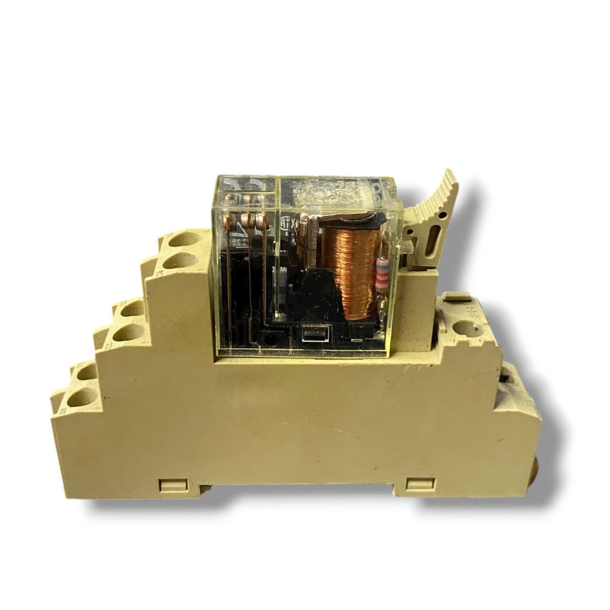Omron G2r-2-sn+max. 5a250v relé general